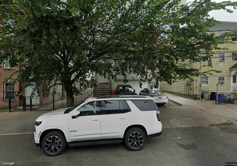 80 Walnut St unit 3, Newark, NJ 07102 - photo 1