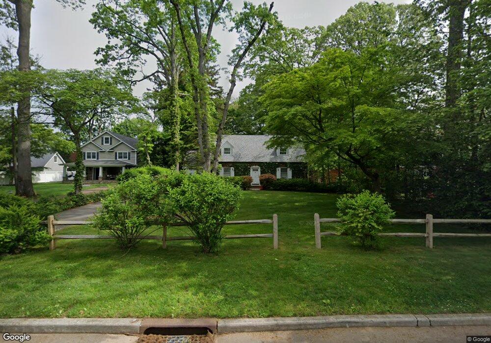 315 Elm St, West Hempstead, NY 11552 - photo 1