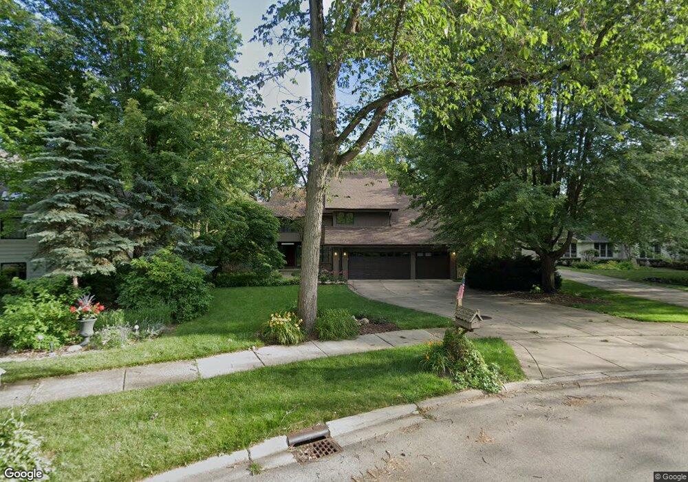 1174 Standish Ct, Naperville, IL 60540 - photo 1