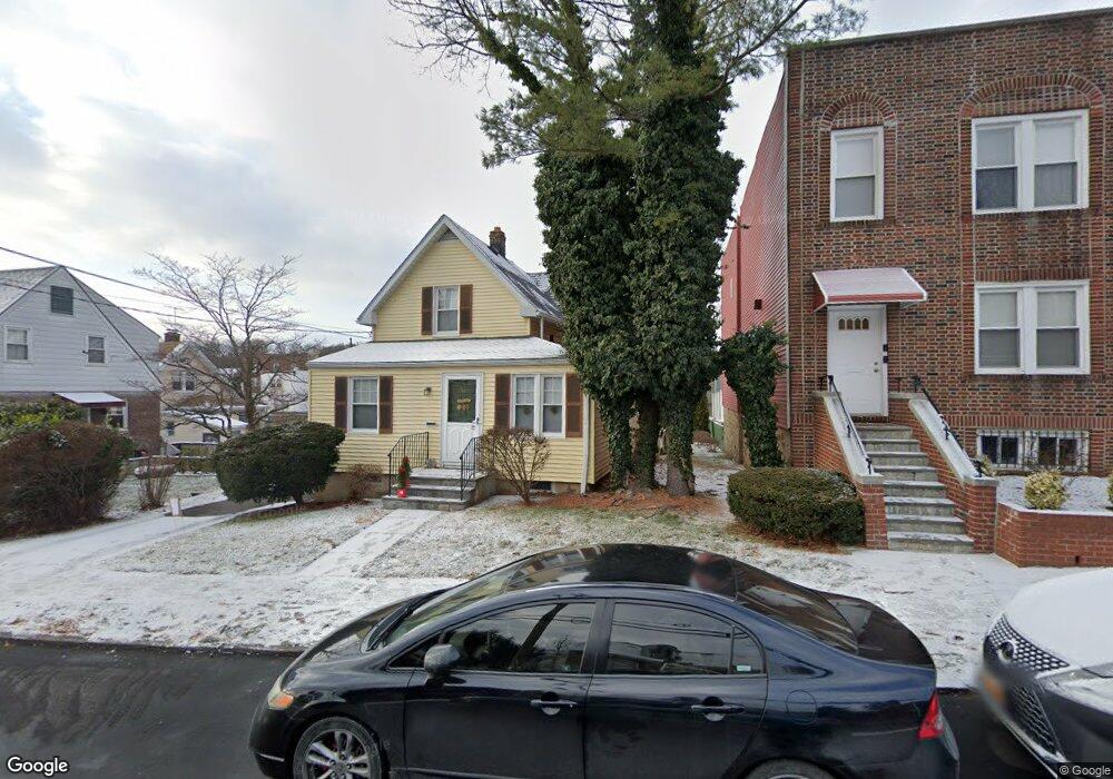 99 King Ave, Yonkers, NY 10704 - photo 1
