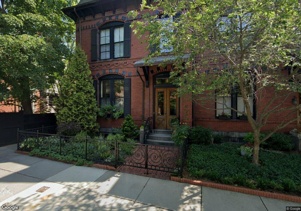 10 Monmouth Ct, Brookline, MA 02446 - photo 1