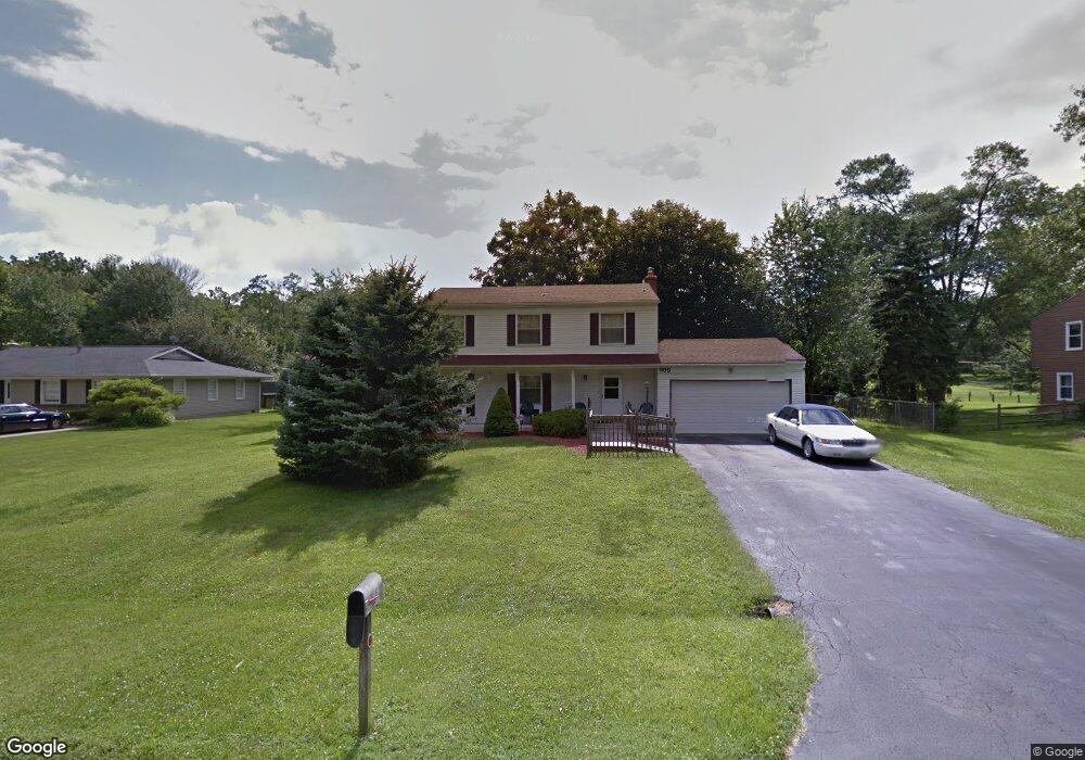 899 Old Farm Rd, Columbus, OH 43213 - photo 1