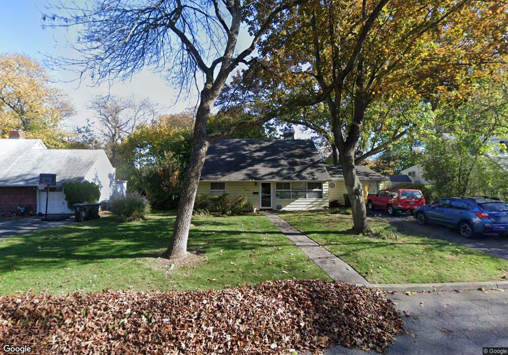 400 Willard Rd, Paramus, NJ 07652 - photo 1