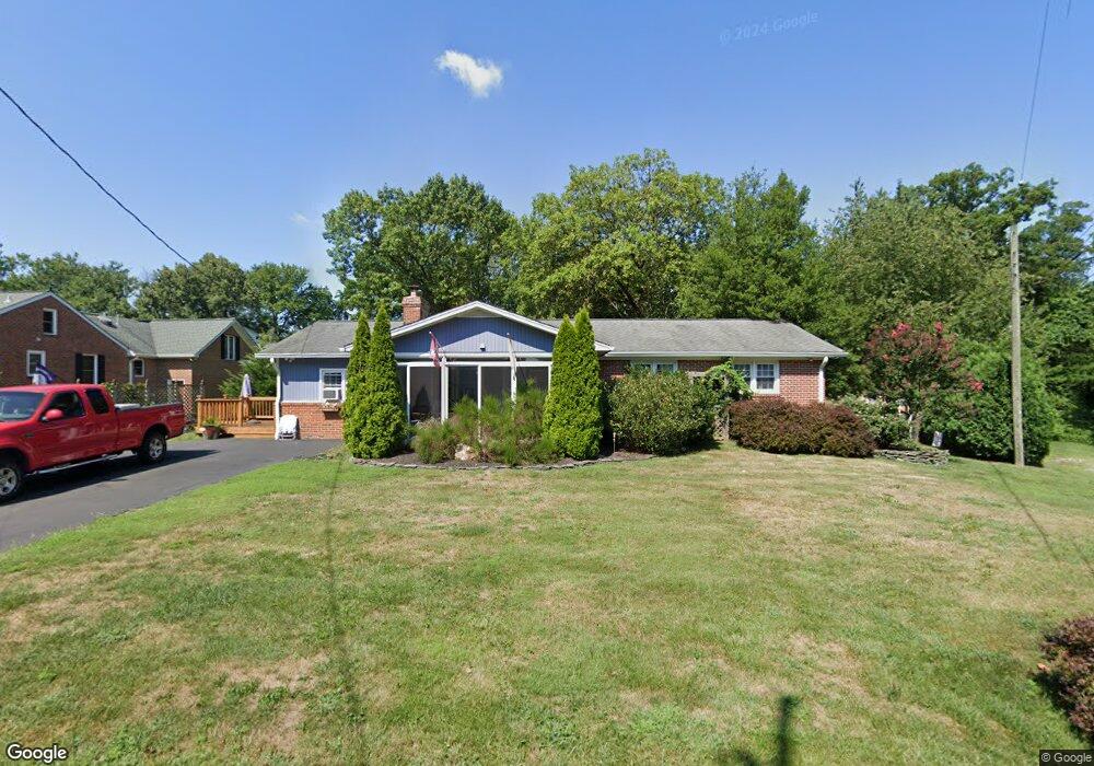 118 Sweetser Rd, Linthicum Heights, MD 21090 - photo 1