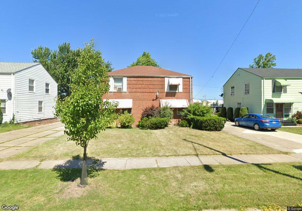 25011 Fisher Rd, Euclid, OH 44117 - photo 1