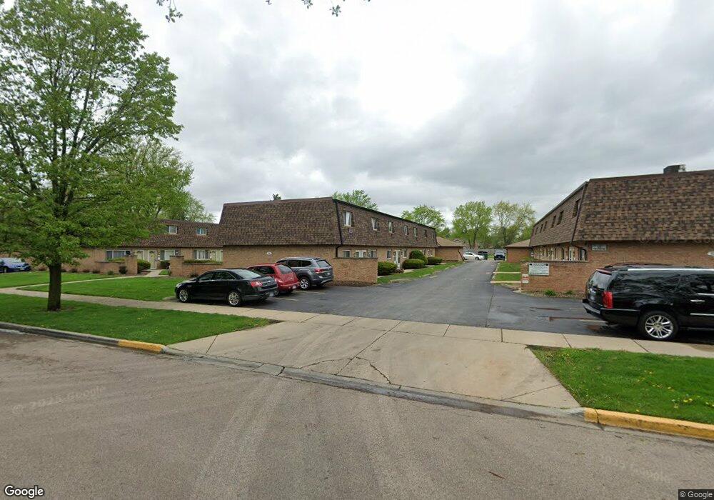 845 Richard St unit F, Aurora, IL 60506 - photo 1