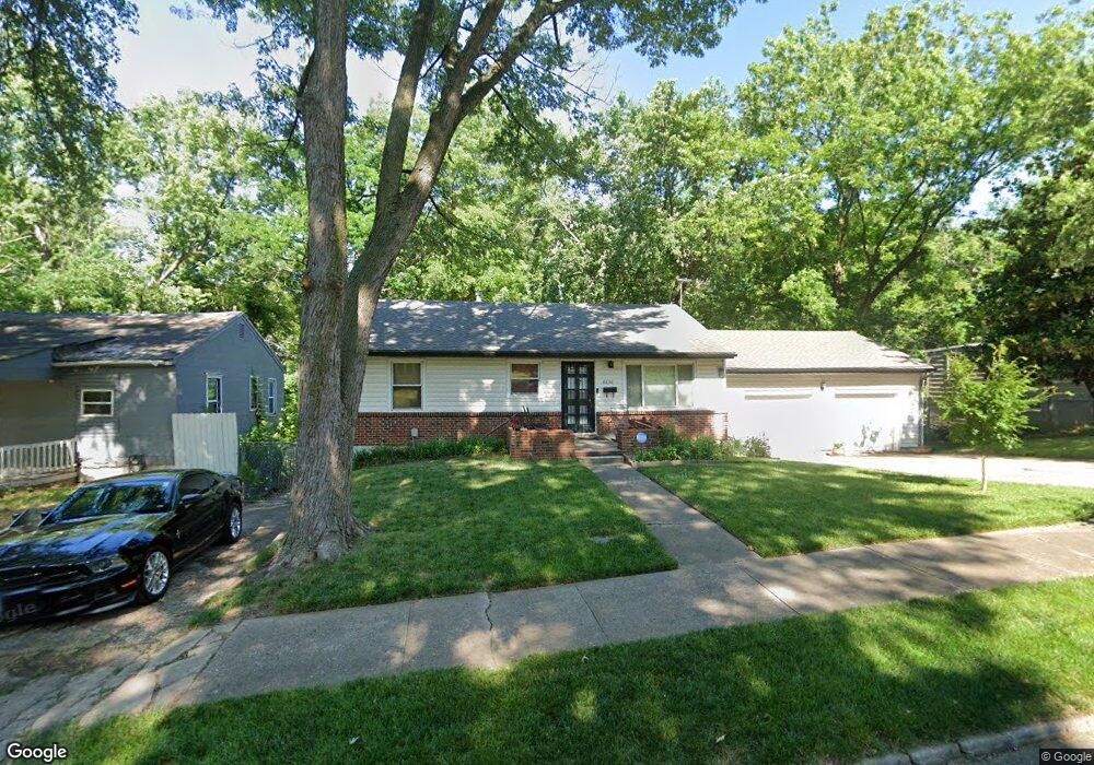 6830 Askew Ave, Kansas City, MO 64132 - photo 1