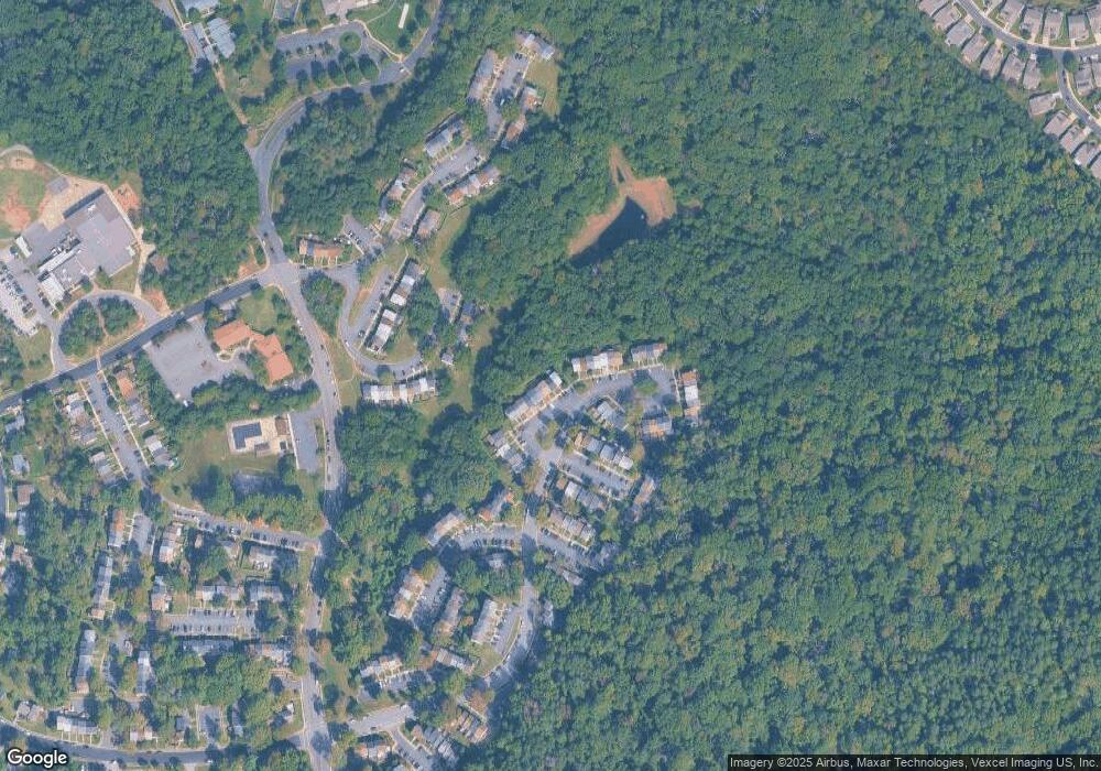 1972 Mayflower Dr, Woodbridge, VA 22192 - photo 1