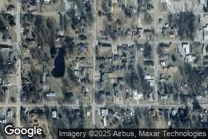 126 S 7th St, Albion, IL 62806