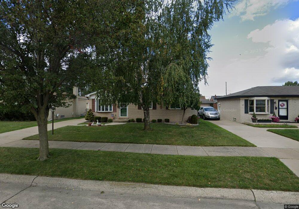 27287 Perry St, Roseville, MI 48066 - photo 1