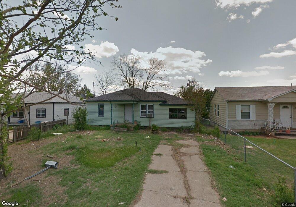 610 Nelms St, Duncan, OK 73533 - photo 1