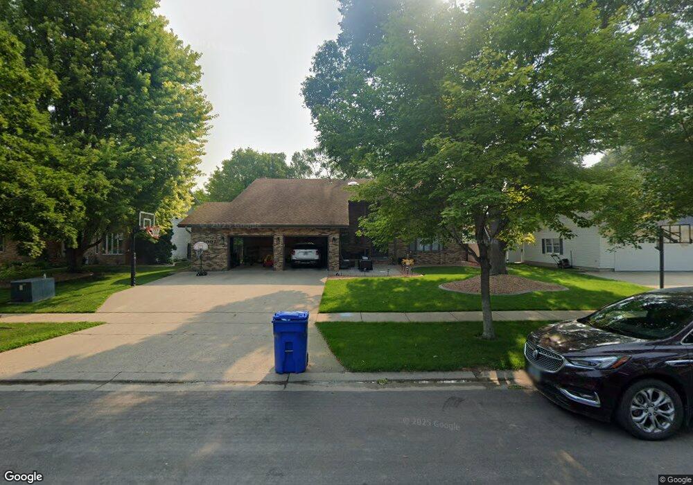 3007 Maple St N, Fargo, ND 58102 - photo 1