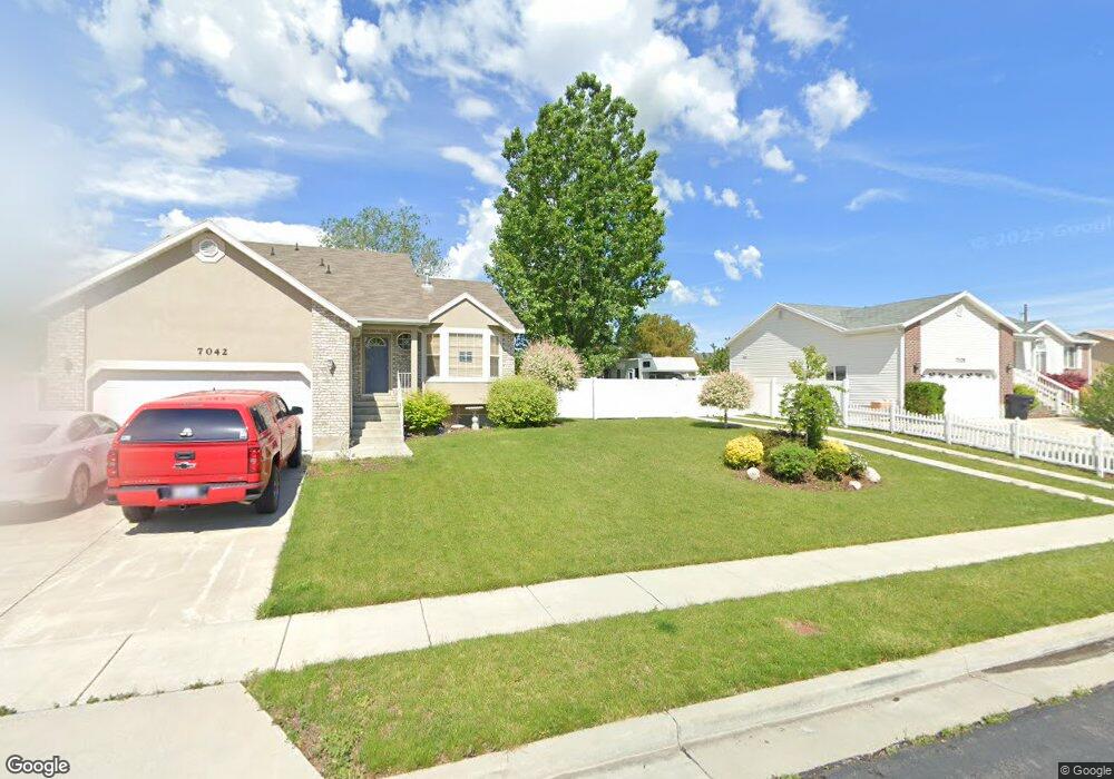 7042 Gold Finch Cir, West Jordan, UT 84081 - photo 1