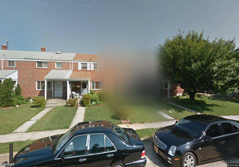 642 Queensgate Rd, Baltimore, MD 21229 - photo 1