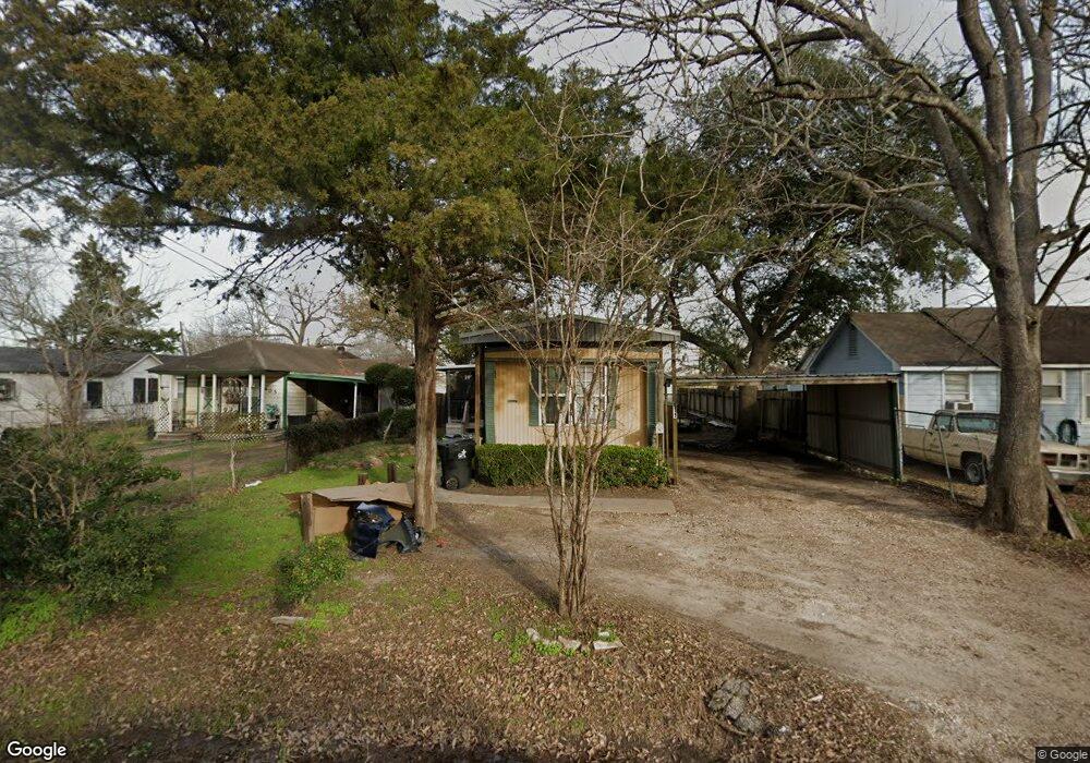 611 Carlisle St, Rosenberg, TX 77471 - photo 1