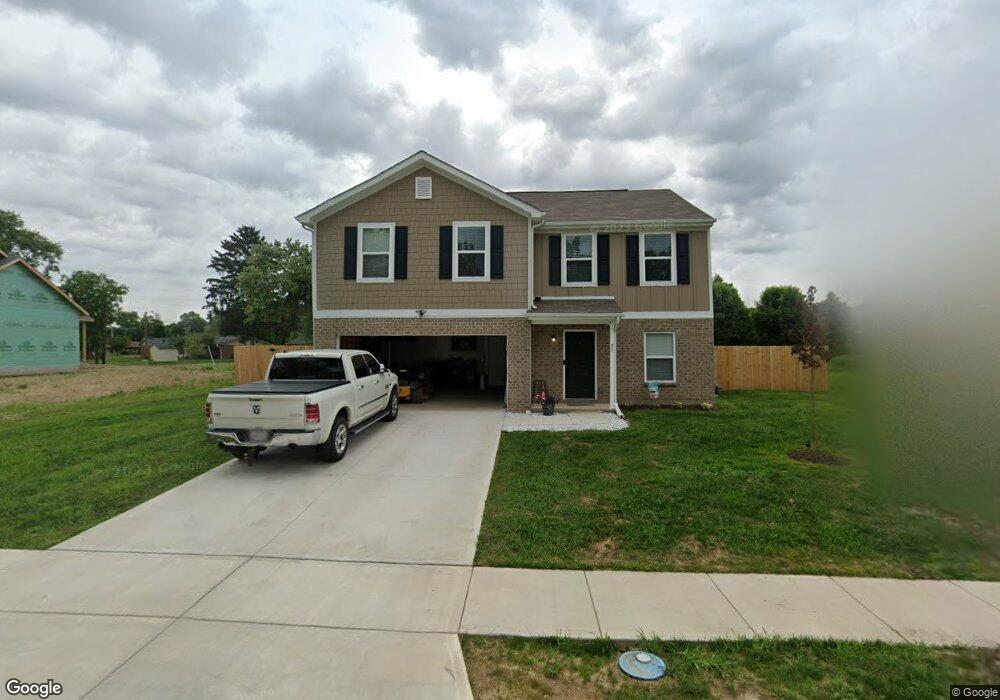 977 Louise Dr, Xenia, OH 45385 - photo 1