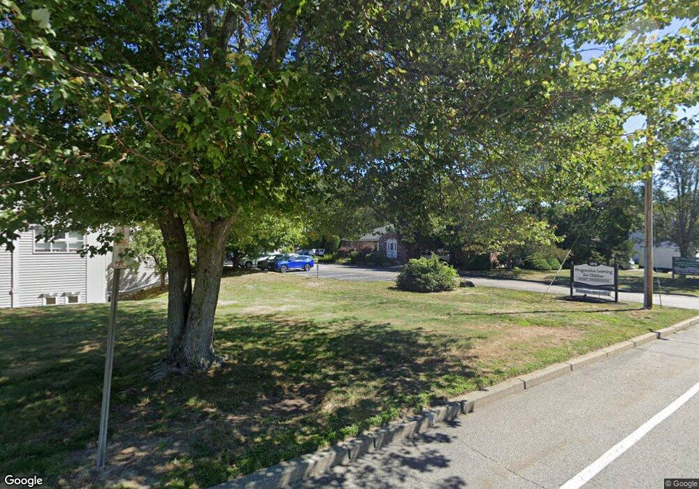 189 Toll Gate Rd unit B, Warwick, RI 02886 - photo 1