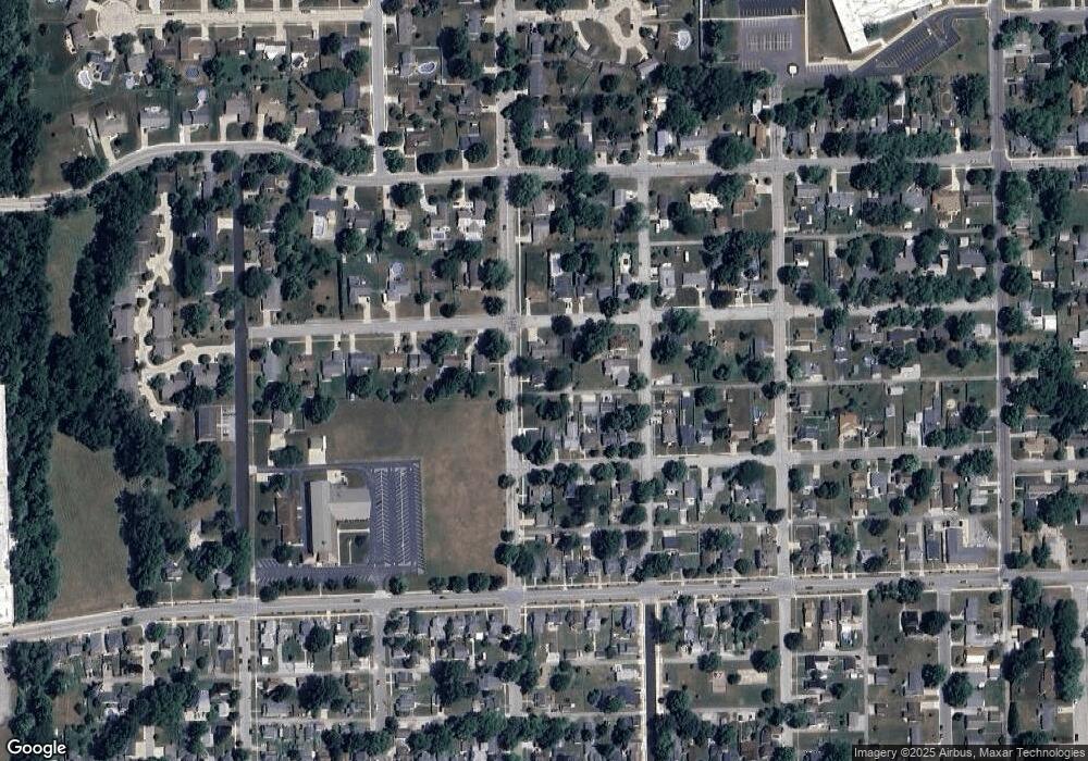 312 N Division St, Auburn, IN 46706 - photo 1