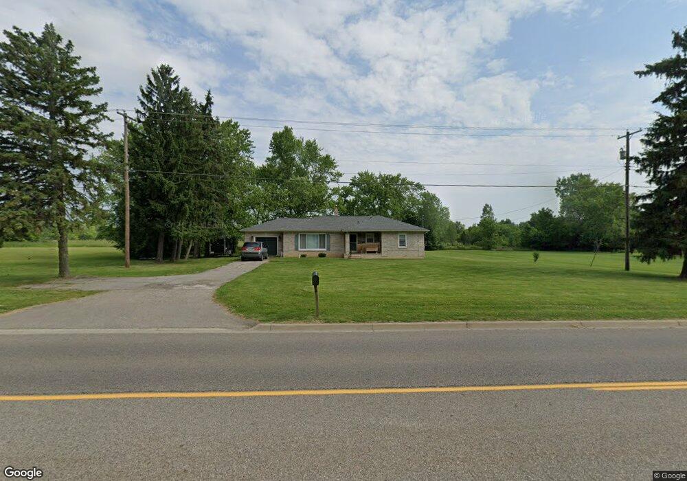 2386 W Coldwater Rd, Flint, MI 48505 - photo 1