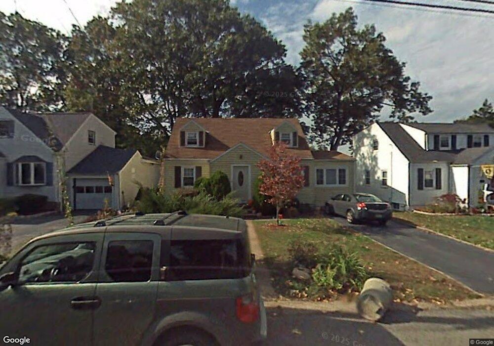 24 Overlook Dr, Dumont, NJ 07628 - photo 1