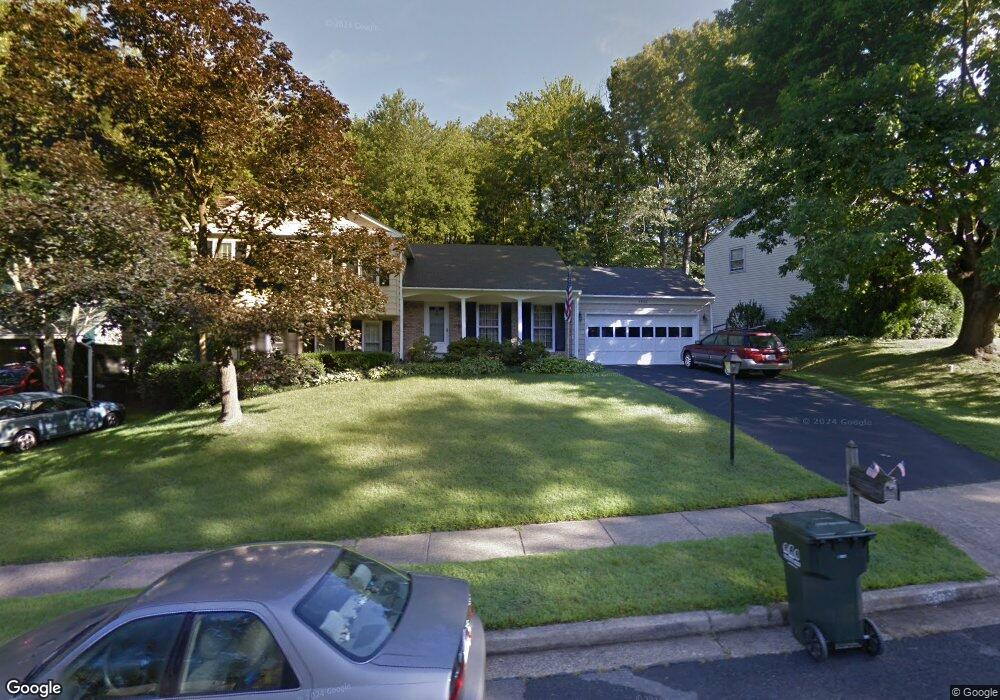 5406 Ellzey Dr, Fairfax, VA 22032 - photo 1