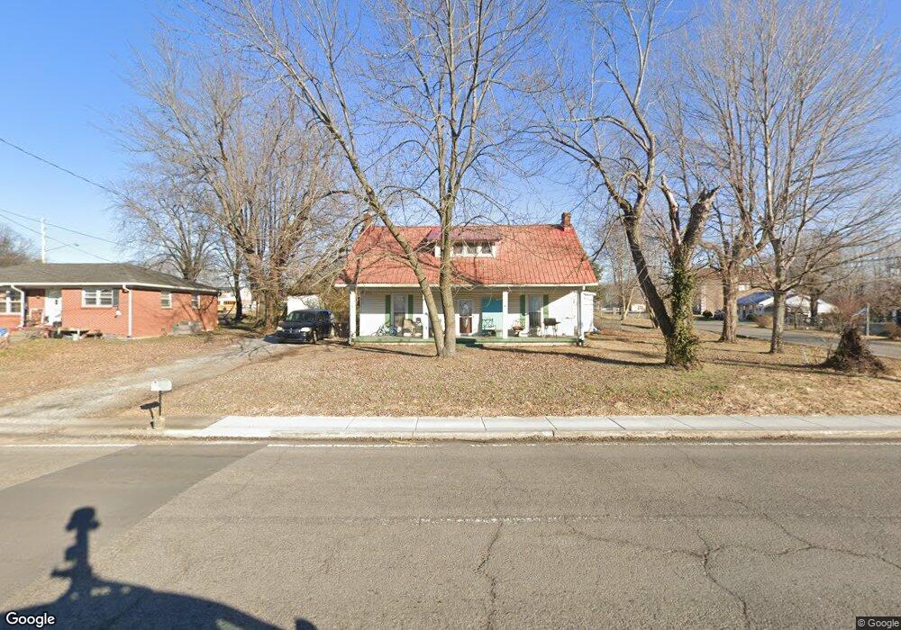 602 S Russell St, Portland, TN 37148 - photo 1