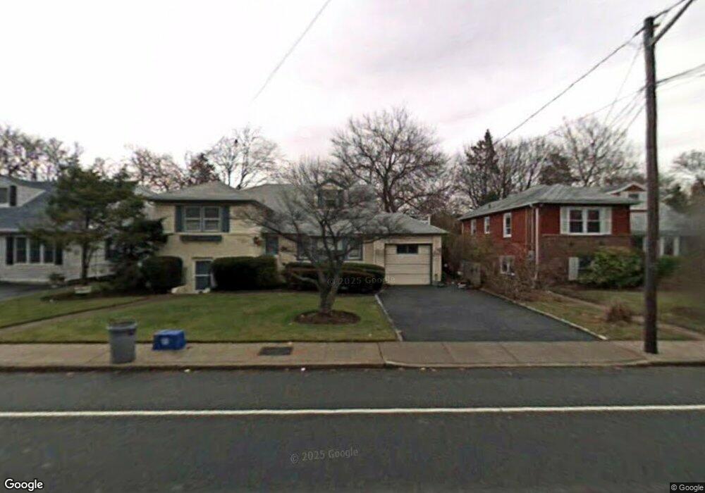 3221 Oceanside Rd, Oceanside, NY 11572 - photo 1