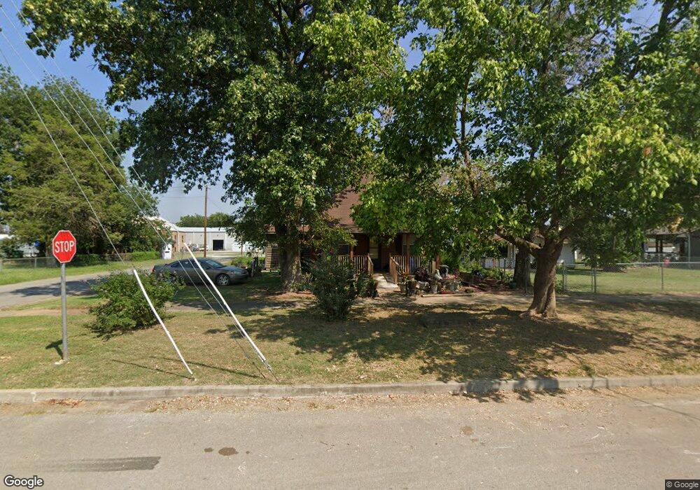 208 S Choctaw Ave, Haskell, OK 74436 - photo 1