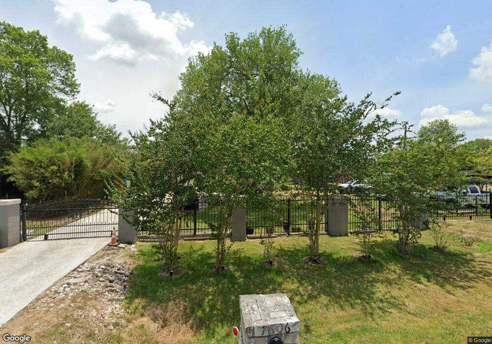 7606 Lester St, Pearland, TX 77584 - photo 1