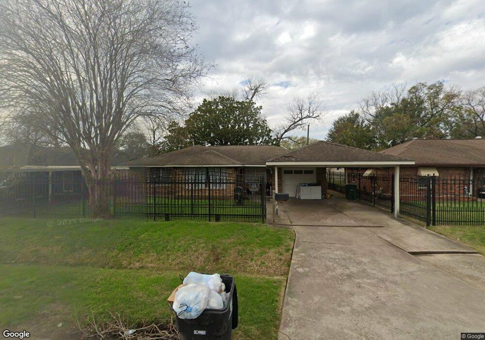 4419 Cetti St, Houston, TX 77009 - photo 1