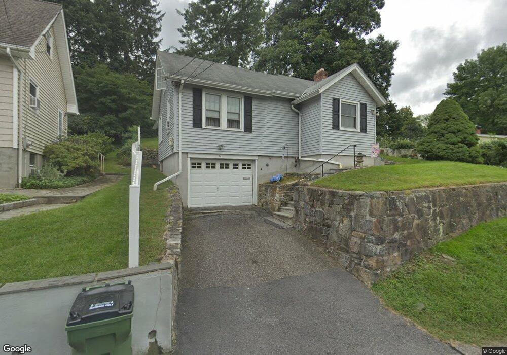 6 Embree St, Tarrytown, NY 10591 - photo 1