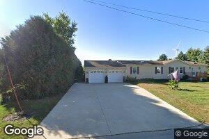 211 W Maple St, Dexter, MN 55926