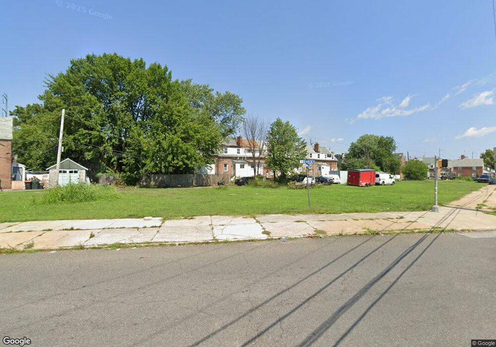 1246 E 12th St, Crum Lynne, PA 19022 - photo 1