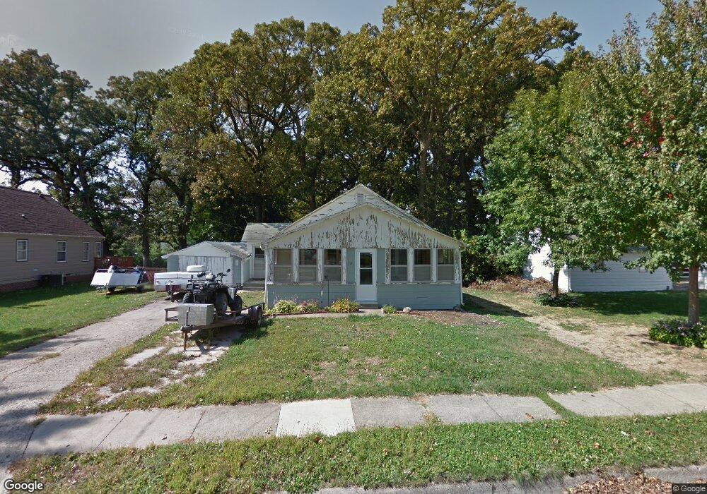 1121 W 9th St S, Newton, IA 50208 - photo 1