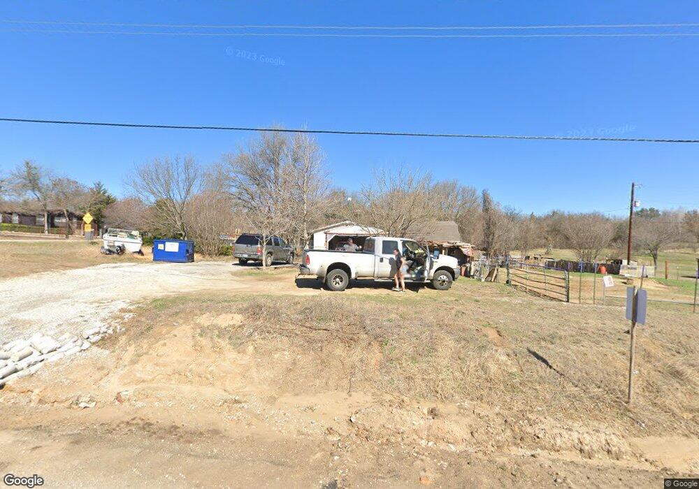 687 Highland Cir, Springtown, TX 76082 - photo 1