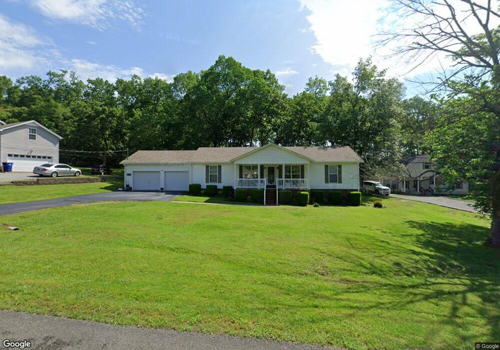 316 Hilltop Dr, Shelbyville, TN 37160 - photo 1