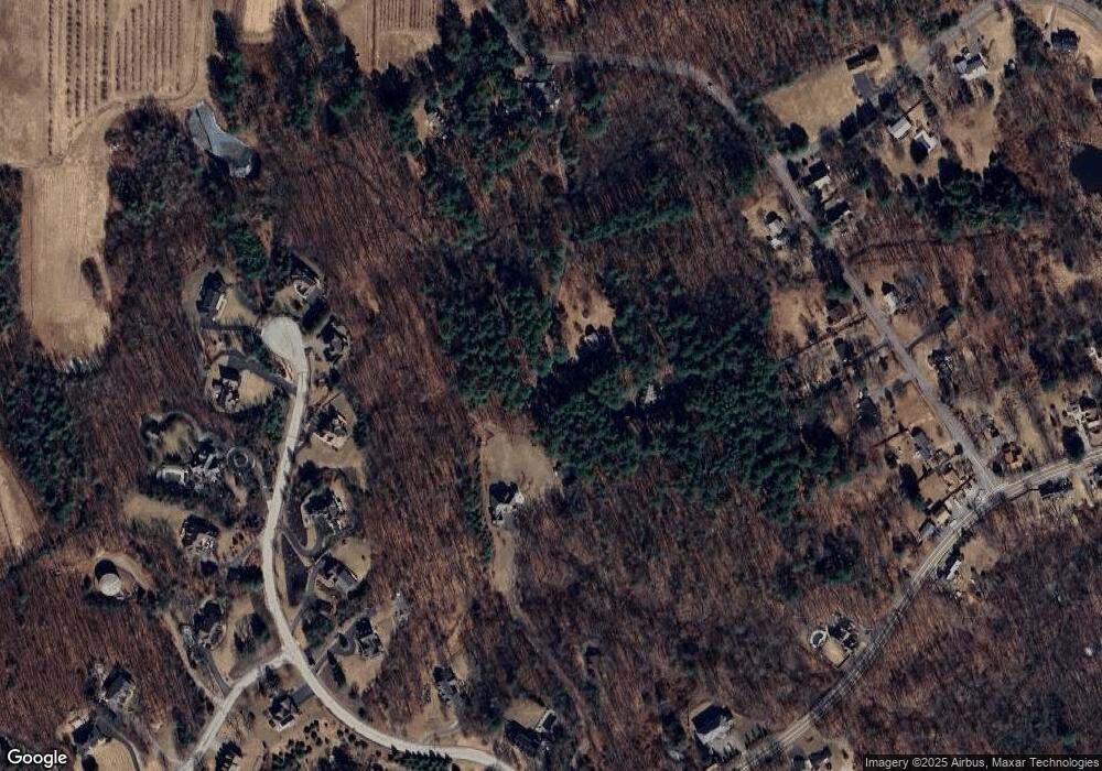 10 Peach Tree Ln, Wrentham, MA 02093 - photo 1