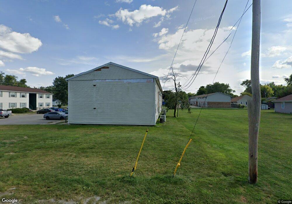 707 E Barker St, Tuscola, IL 61953 - photo 1