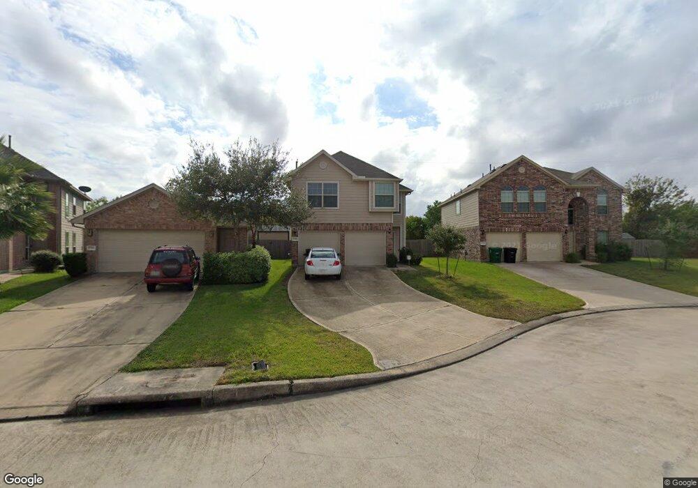 9322 Valley Tree Ln, Houston, TX 77089 - photo 1