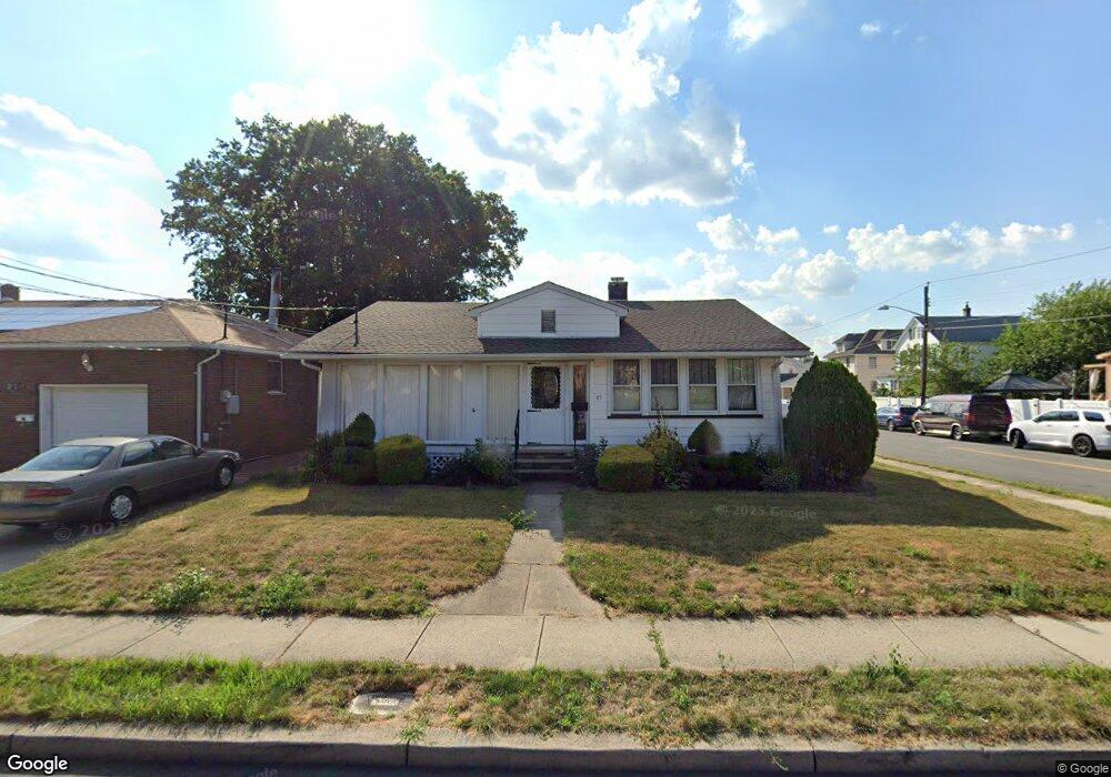 87 Hornsby St, Fords, NJ 08863 - photo 1