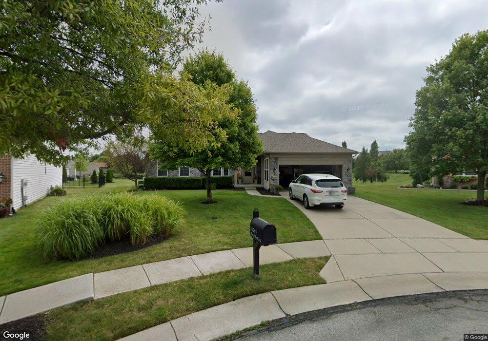 12785 Piccadily Cir, Fishers, IN 46037 - photo 1