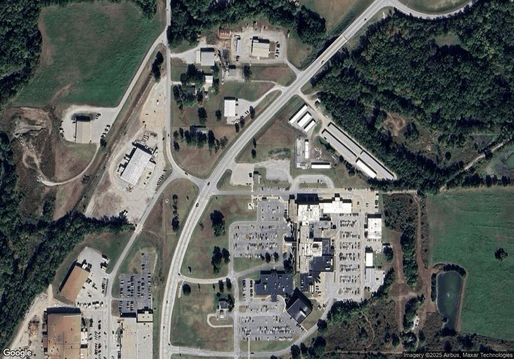 1832 S Us Highway 59, Parsons, KS 67357 - photo 1