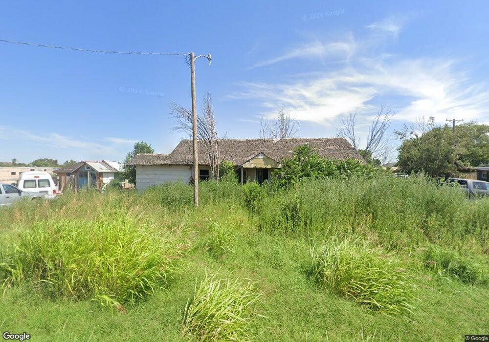 1106 E 26th St, Plainview, TX 79072 - photo 1
