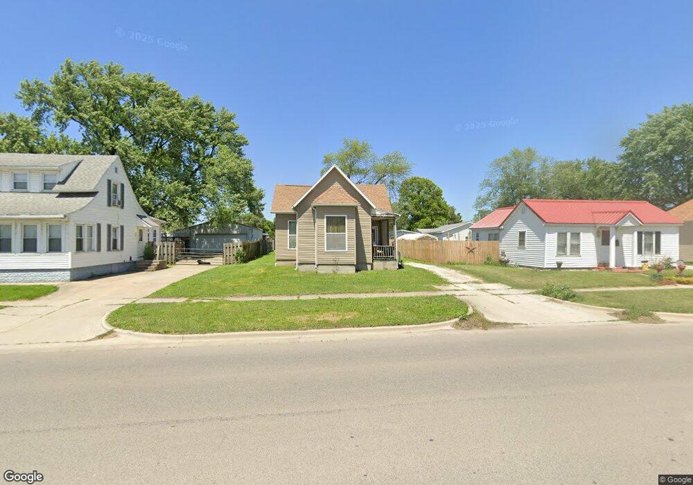 3220 Dewitt Ave, Mattoon, IL 61938 - photo 1