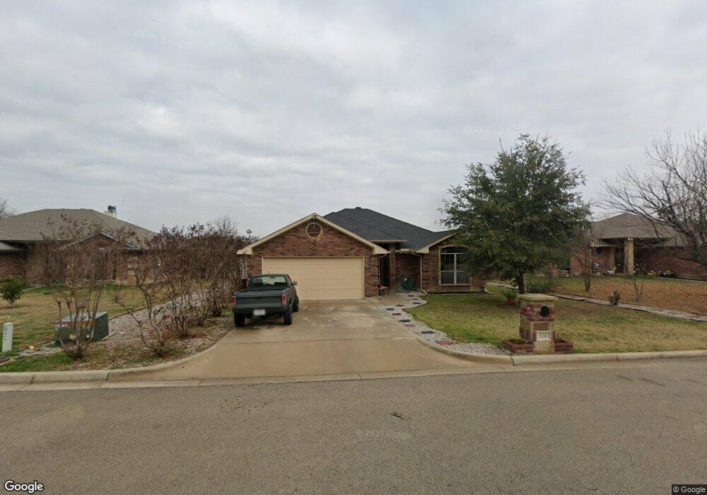 510 Sweetwater Dr, Weatherford, TX 76085 - photo 1