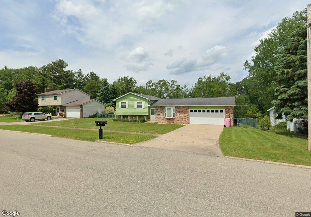 504 Ojibway St, Oscoda, MI 48750 - photo 1