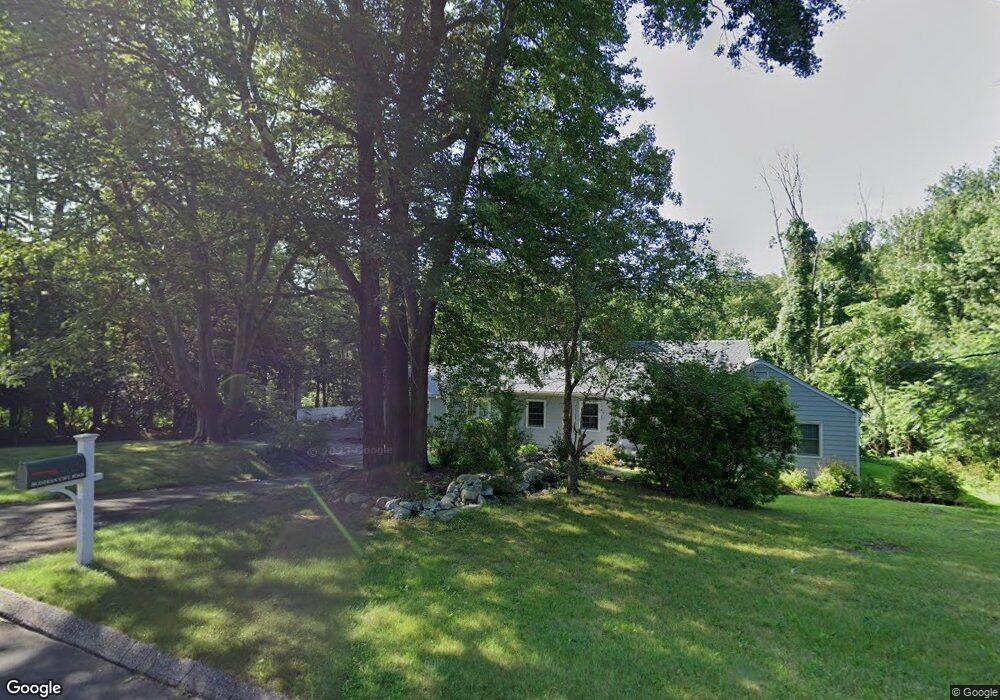 28 Indian Cave Rd, Ridgefield, CT 06877 - photo 1