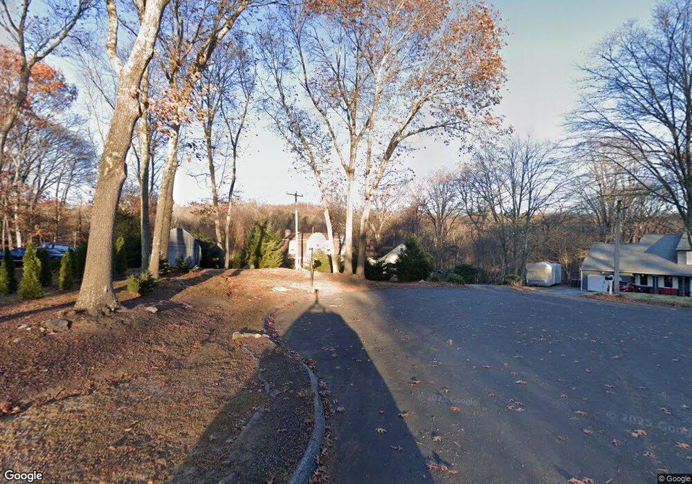 10 Valley View Dr, Niantic, CT 06357 - photo 1