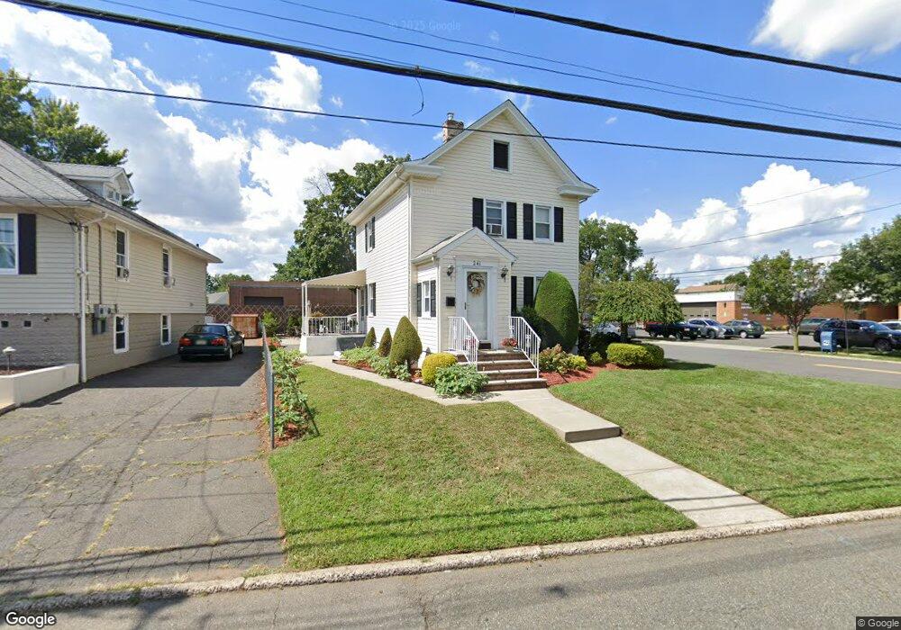 241 Phillips Ave, South Hackensack, NJ 07606 - photo 1