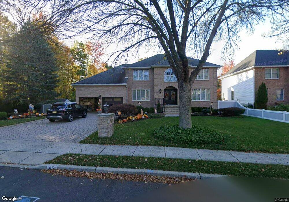 85 Andrea Ct, Paramus, NJ 07652 - photo 1